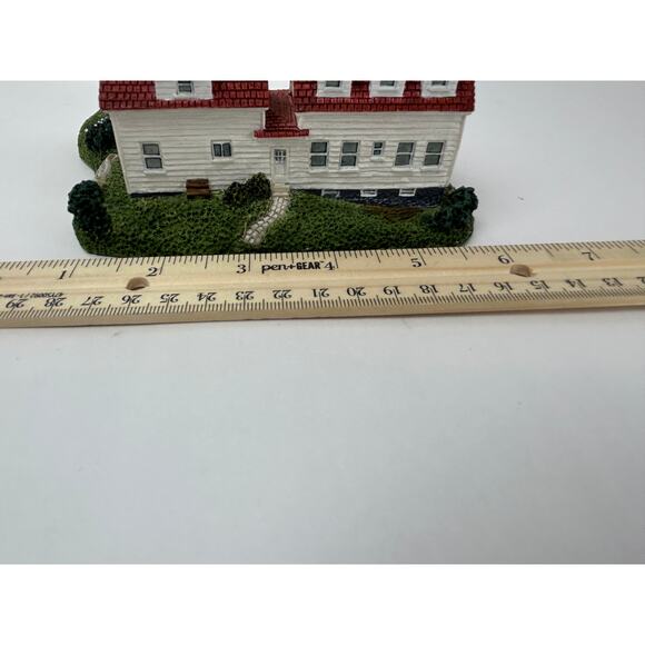 Harbour Lights Nobska Lighthouse HL203 1997 Limited Edition 1077 of 9500 - Picture 9 of 10